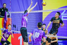 用波杰换下斯潘塞？科尔：斯潘塞打了很久，波杰打得也很好啊